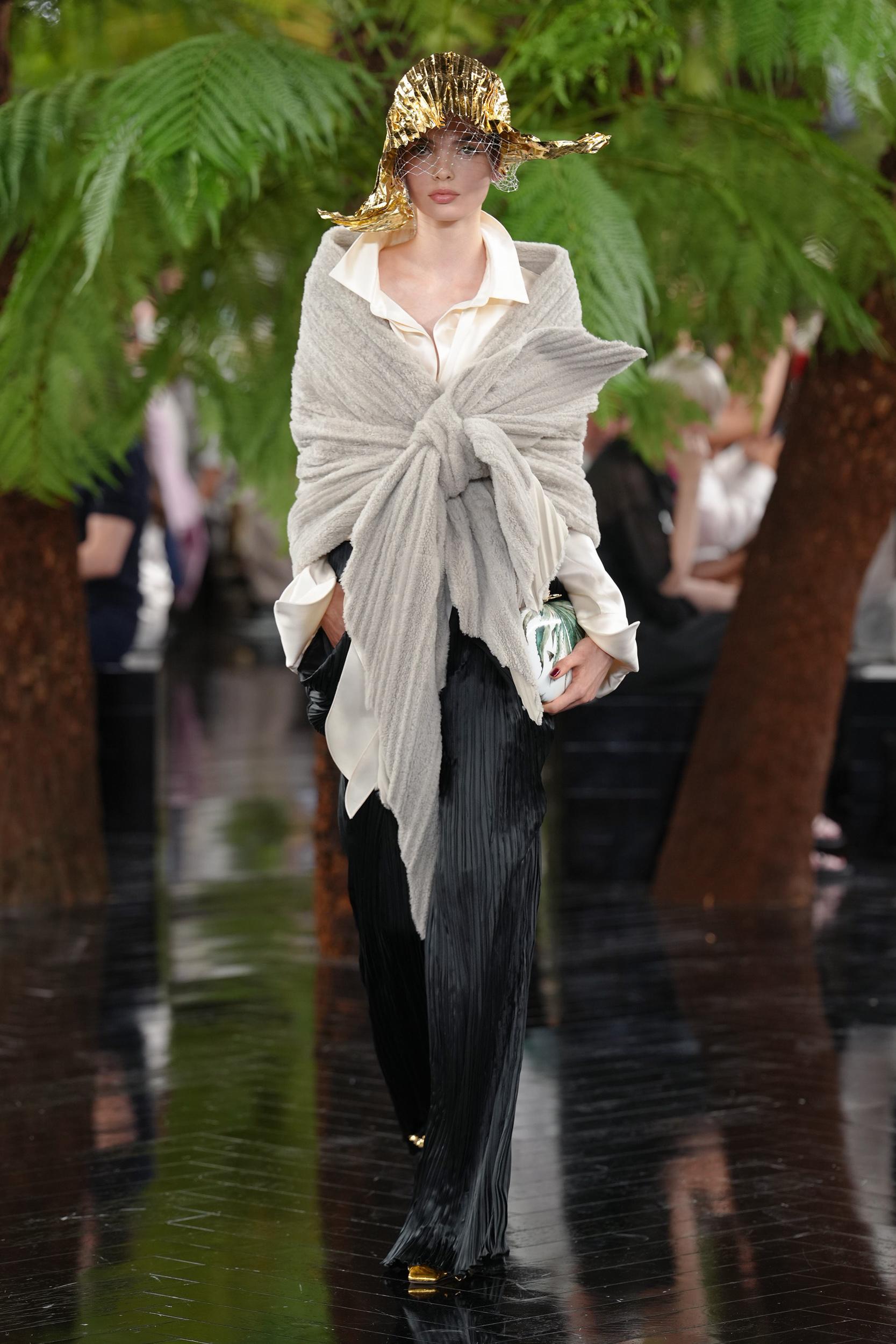 Défilé - Christian Dior - Couture Automne-Hiver 26-27
